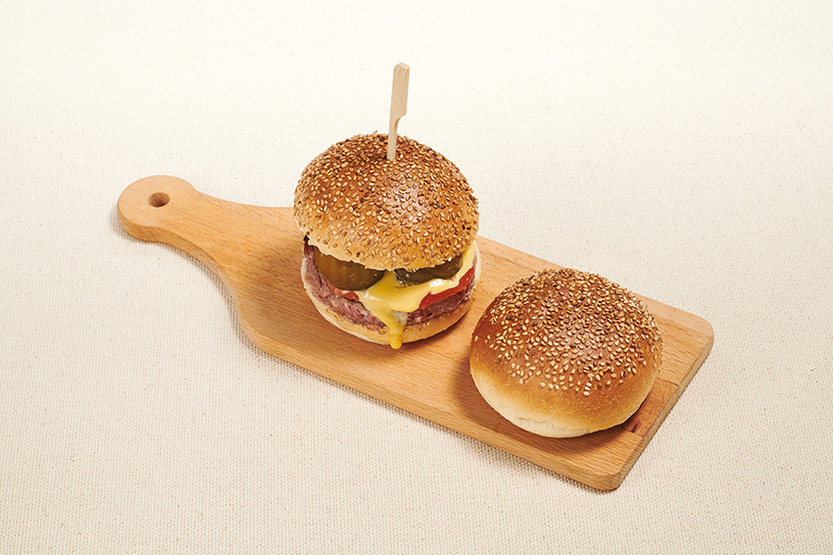 Hamburgerbroodje met sesamzaad BIO
