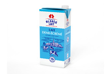 Lait demi-écrémé UHT