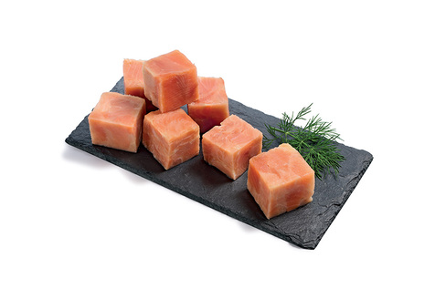 Cube de filets de saumon rose du Pacifique
