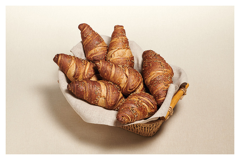 Croissant speltbloem en quinoa vegan bakklaar