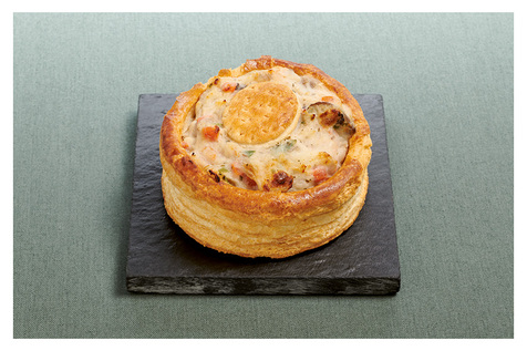 Bouchée feuilletée au poisson et aux fruits de mer