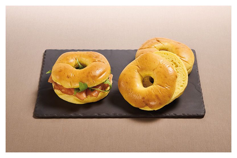 Bagel brioche opengesneden