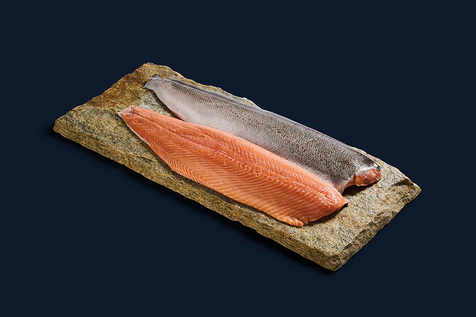 Filet de saumon atlantique avec peau MOWI suprême