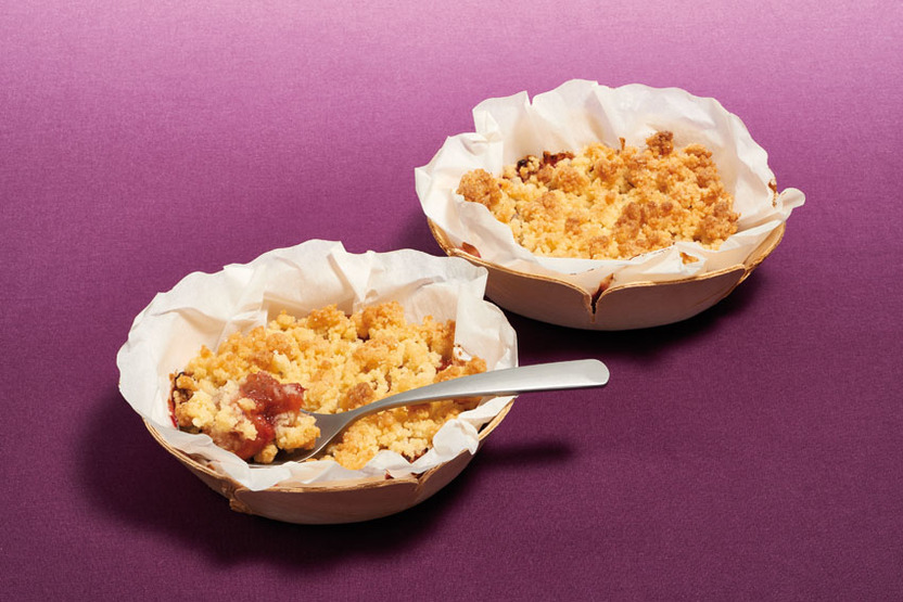Crumble pomme fraise rhubarbe