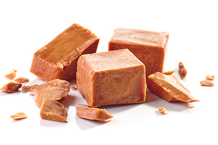 Crème glacée caramel au beurre et au sel de Guérande