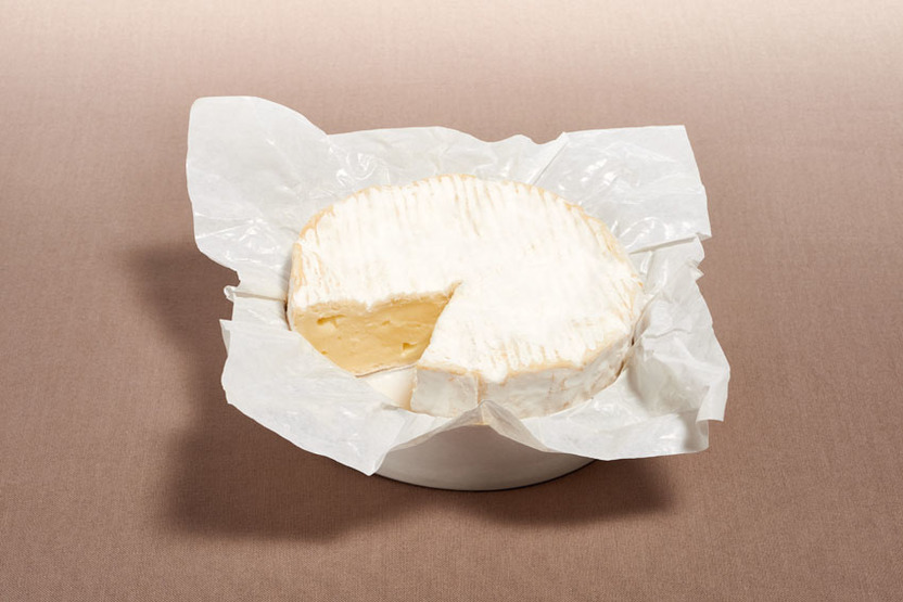 Fromage rond à pâte molle croûte fleurie